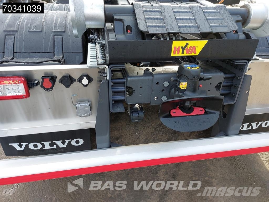 Volvo FH 500 6X2 COMING SOON! Aero HYVA 26-60S Full air Vrachtwagen met containersysteem