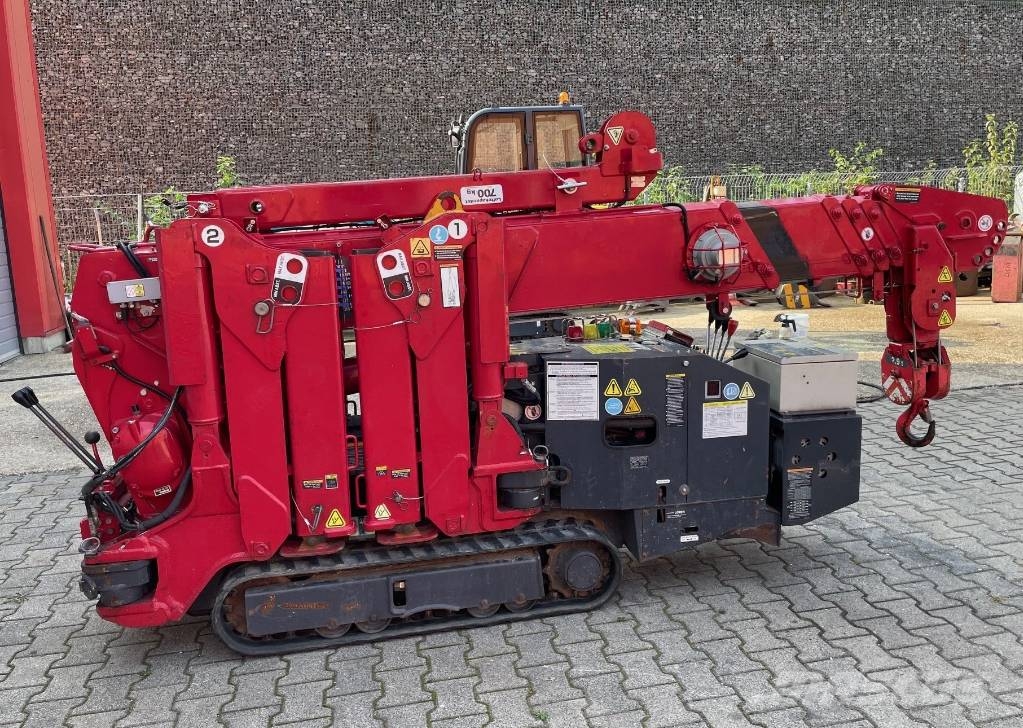 Unic URW-295 Dvigala na gosenicah