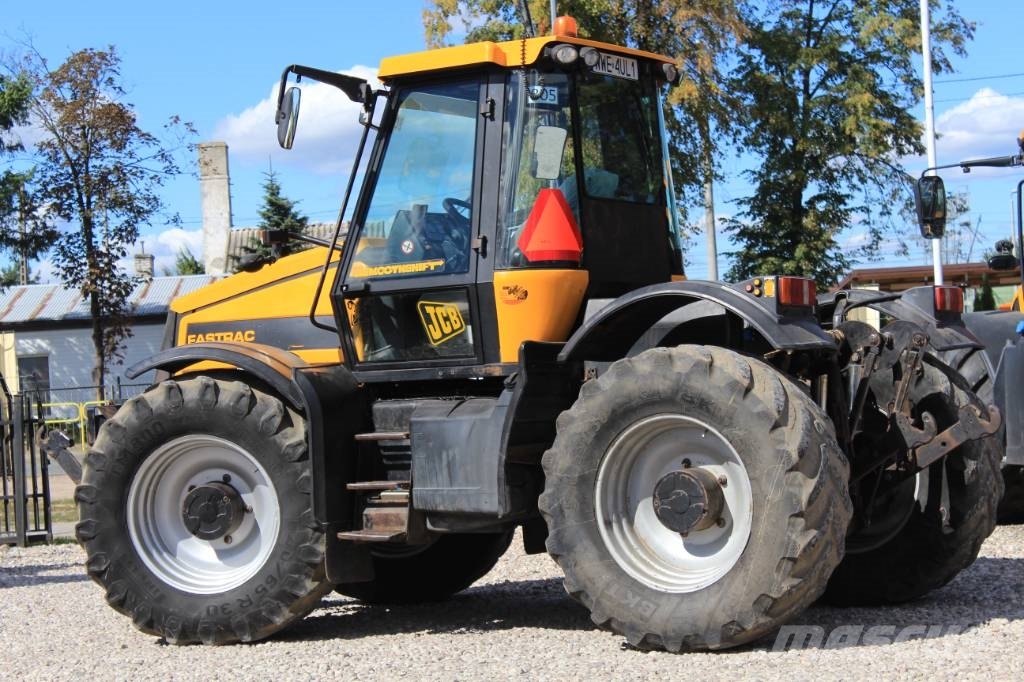 JCB Fastrac 2140 Traktorid
