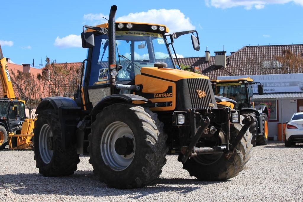 JCB Fastrac 2140 Traktorid