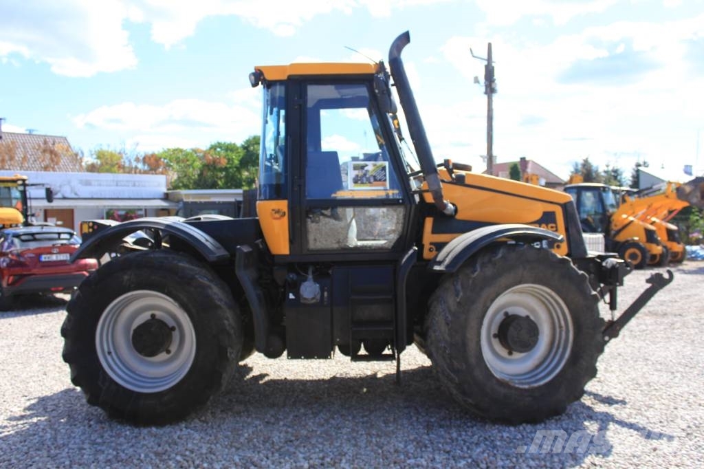 JCB Fastrac 2140 Traktorid