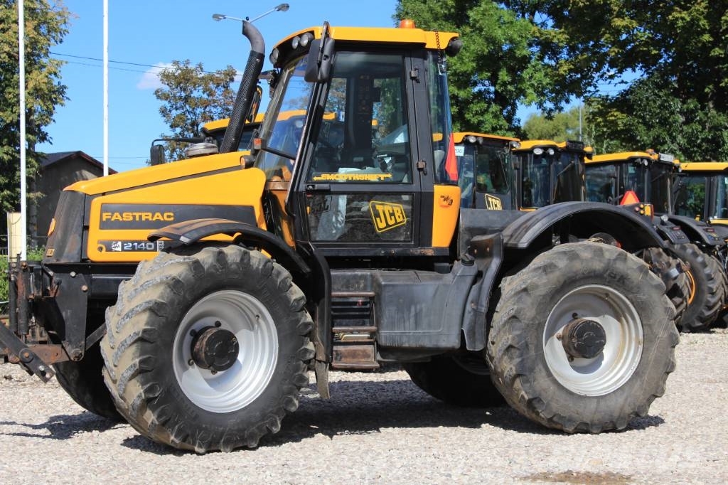 JCB Fastrac 2140 Traktorid