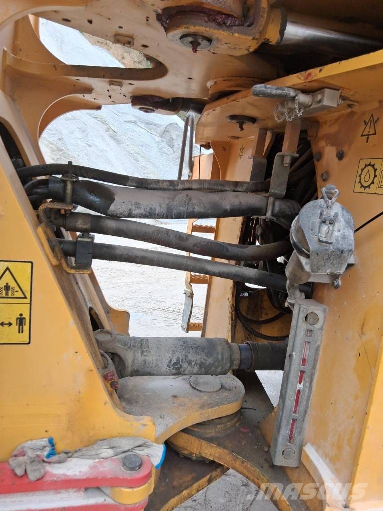 Volvo L 220 G Wielladers