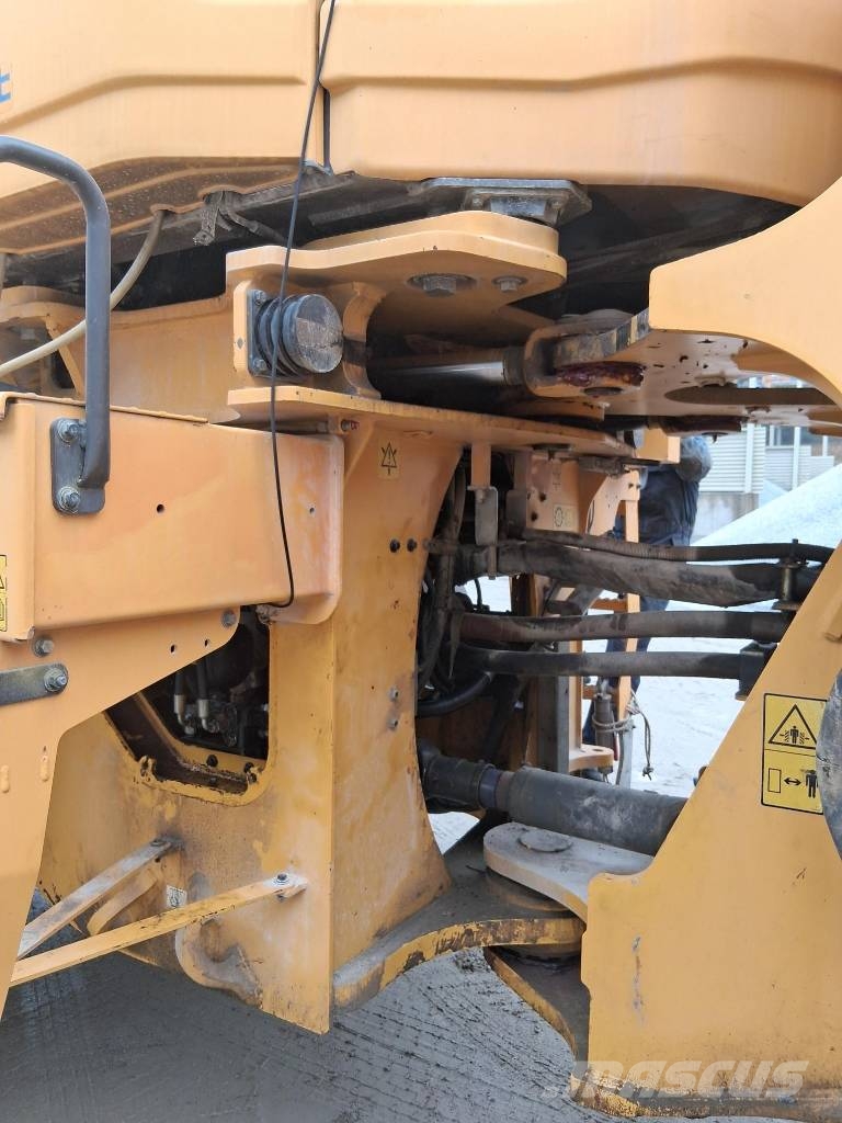 Volvo L 220 G Wielladers