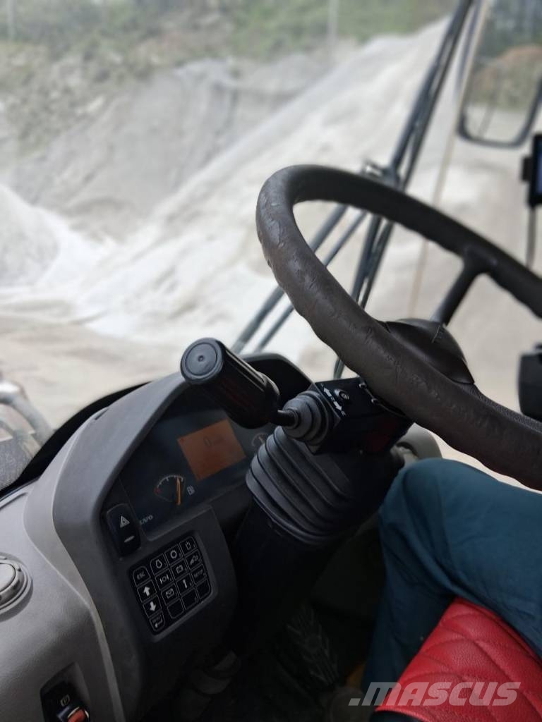 Volvo L 220 G Wielladers
