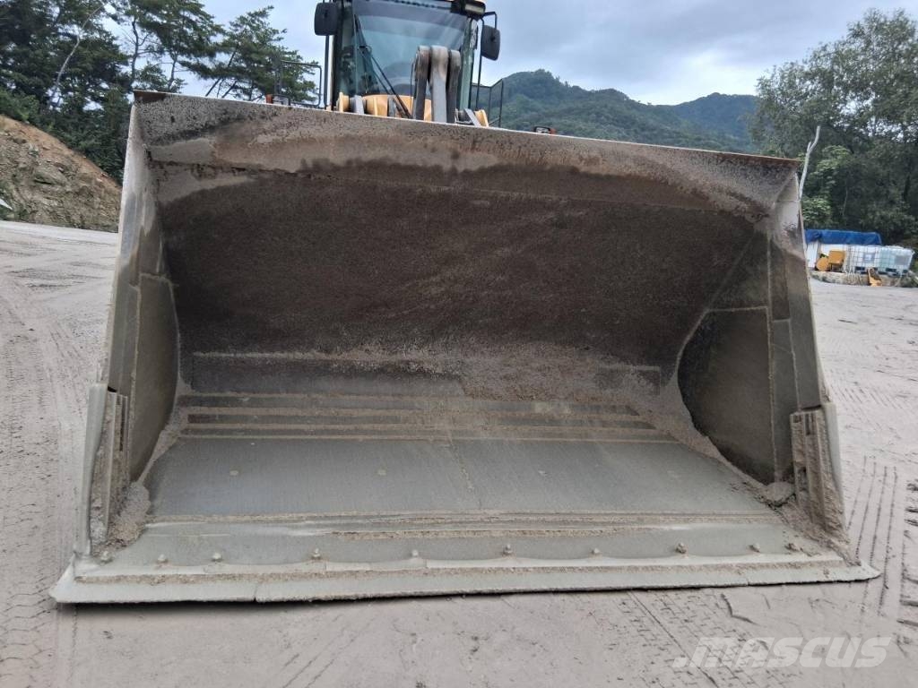 Volvo L 220 G Wielladers