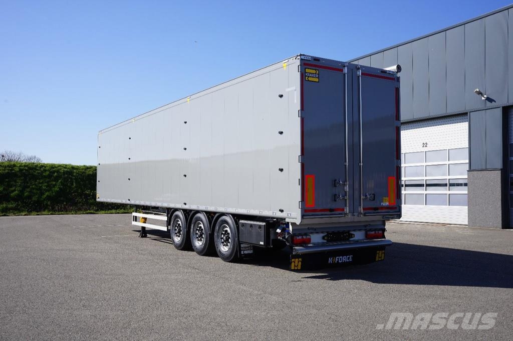 Kraker K-Force 92M3 - stock model Návesy s pohyblivou podlahou