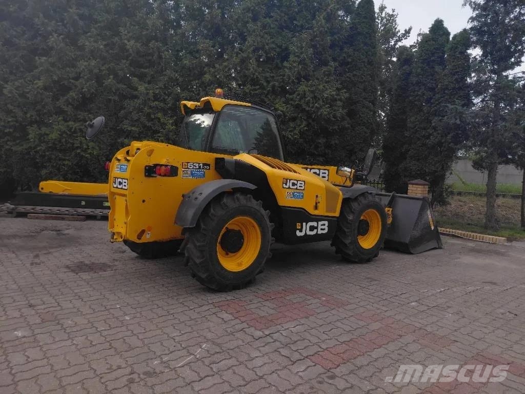 JCB 531-70 مناولات متداخلة