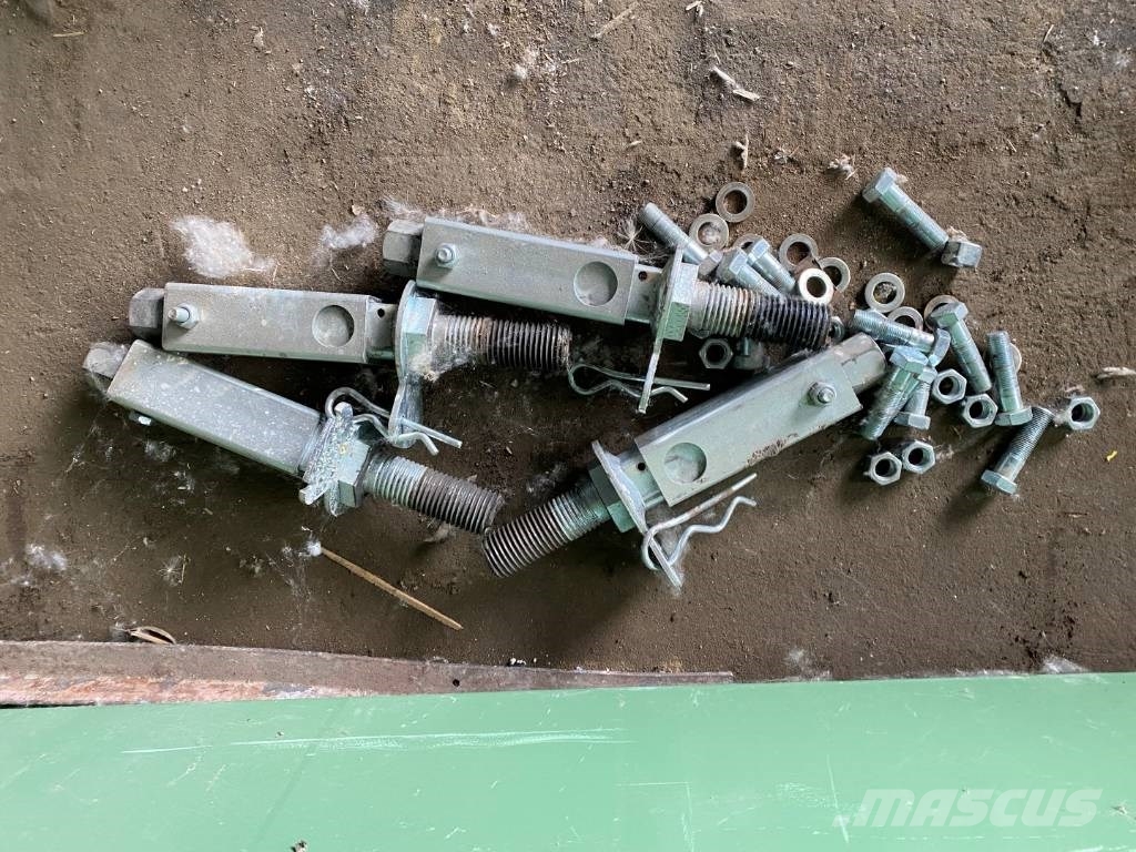 BKT 420-85R30 and 480-80R46 dual wheel set الإطارات والعجلات والحافات