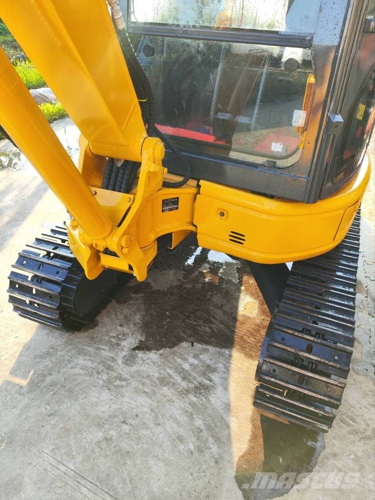 Komatsu PC 35 MR Minikoparki
