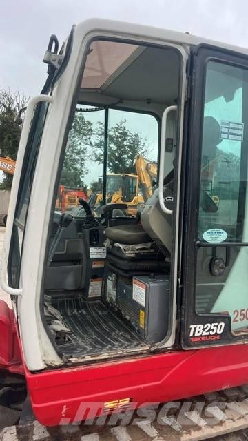 Takeuchi TB 250 Mini excavators < 7t (Mini diggers)