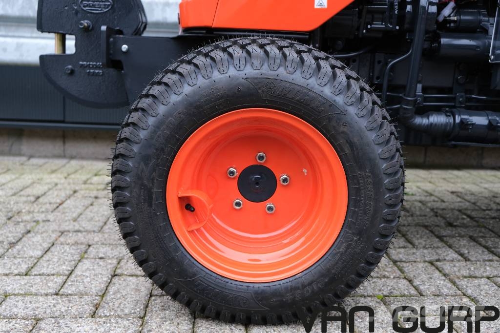 Avenger 26 - Mini Tractor Tracteur