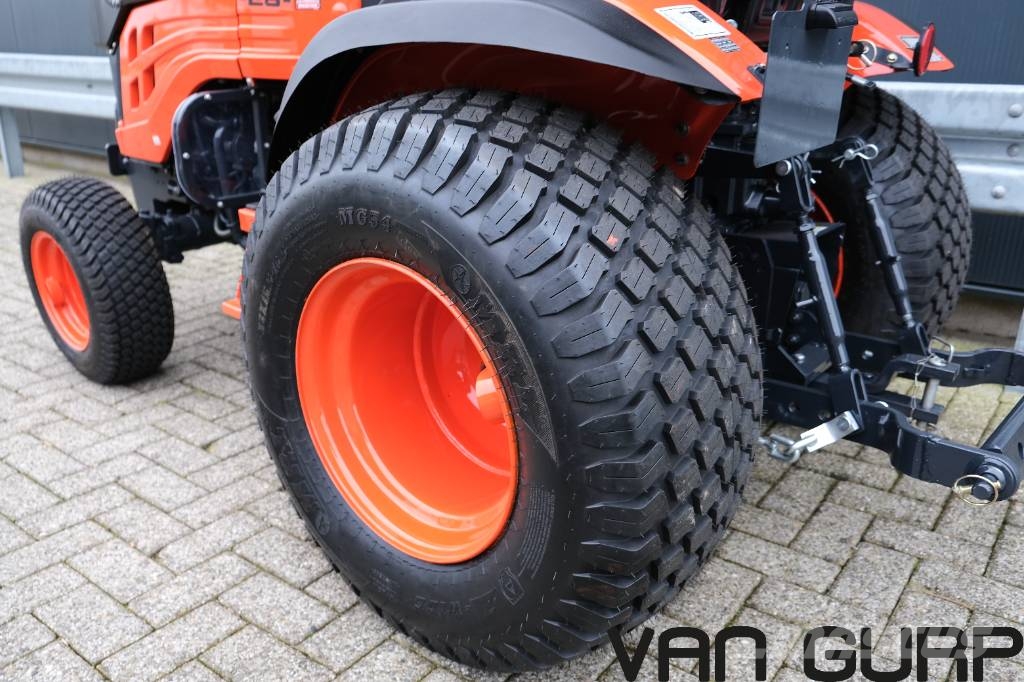 Avenger 26 - Mini Tractor Tracteur