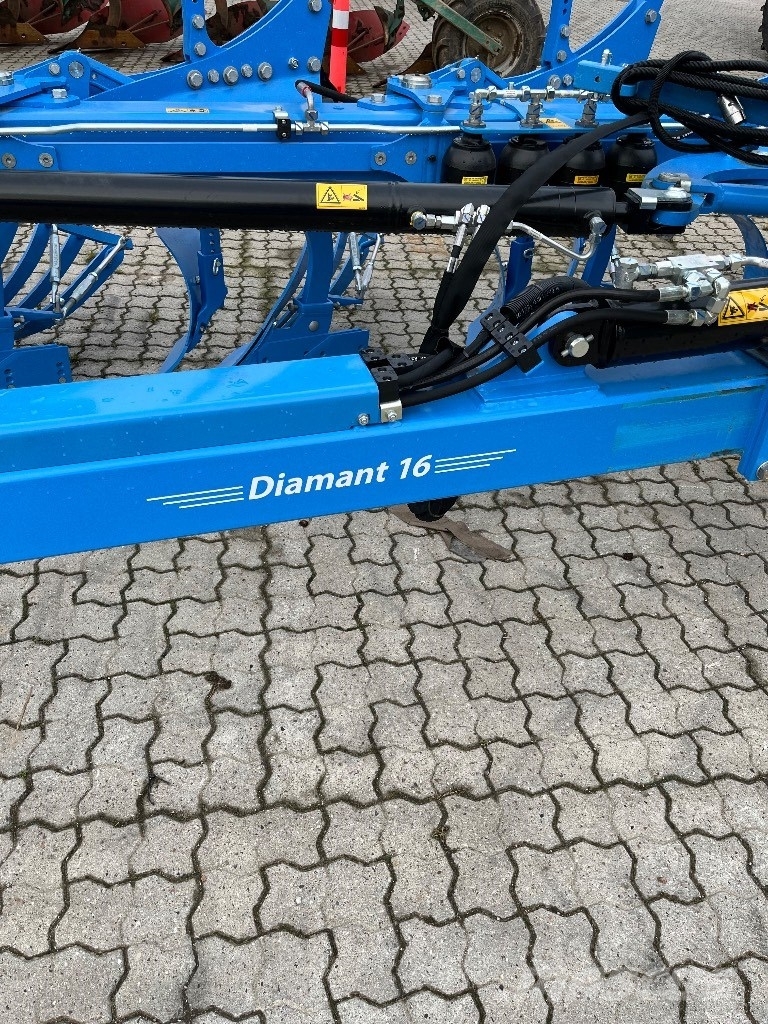 Lemken Diamant 16 Реверсивни плугове