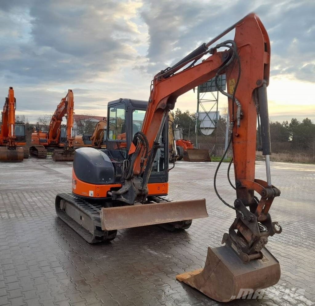 Hitachi ZX 48 U-3 CLR Mini bageri <7t