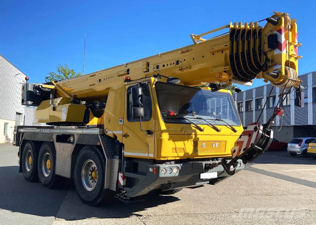 Grove GMK 3060 L Macara pentru orice teren