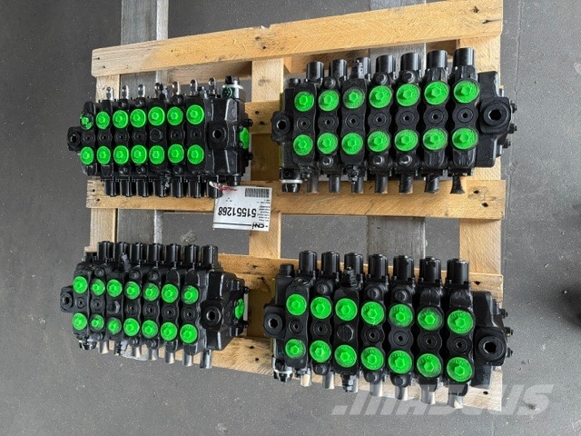 CNH NEW HYDRAULIC BLOCK Υδραυλικά