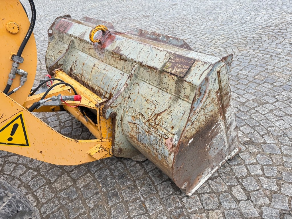 Liebherr L 506 Stereo Tekerlekli yükleyiciler