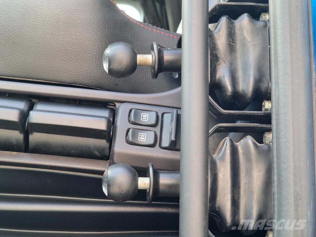 Scania R580 V8 NGS Highline 8x4*4 - 3 way Tipper - Retard Camiones bañeras basculantes o volquetes