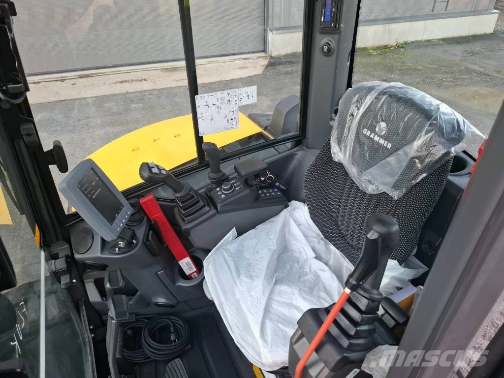 New Holland E50D Minikaivukoneet < 7t