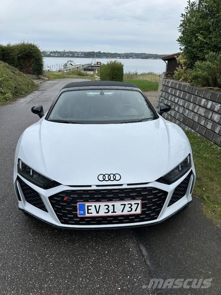 Audi R8 5.2 v10 620hk Performance Spyder Voiture