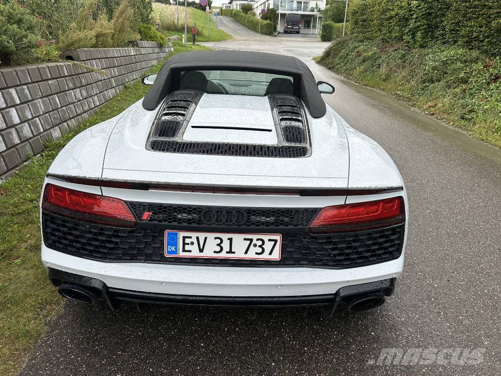 Audi R8 5.2 v10 620hk Performance Spyder Voiture