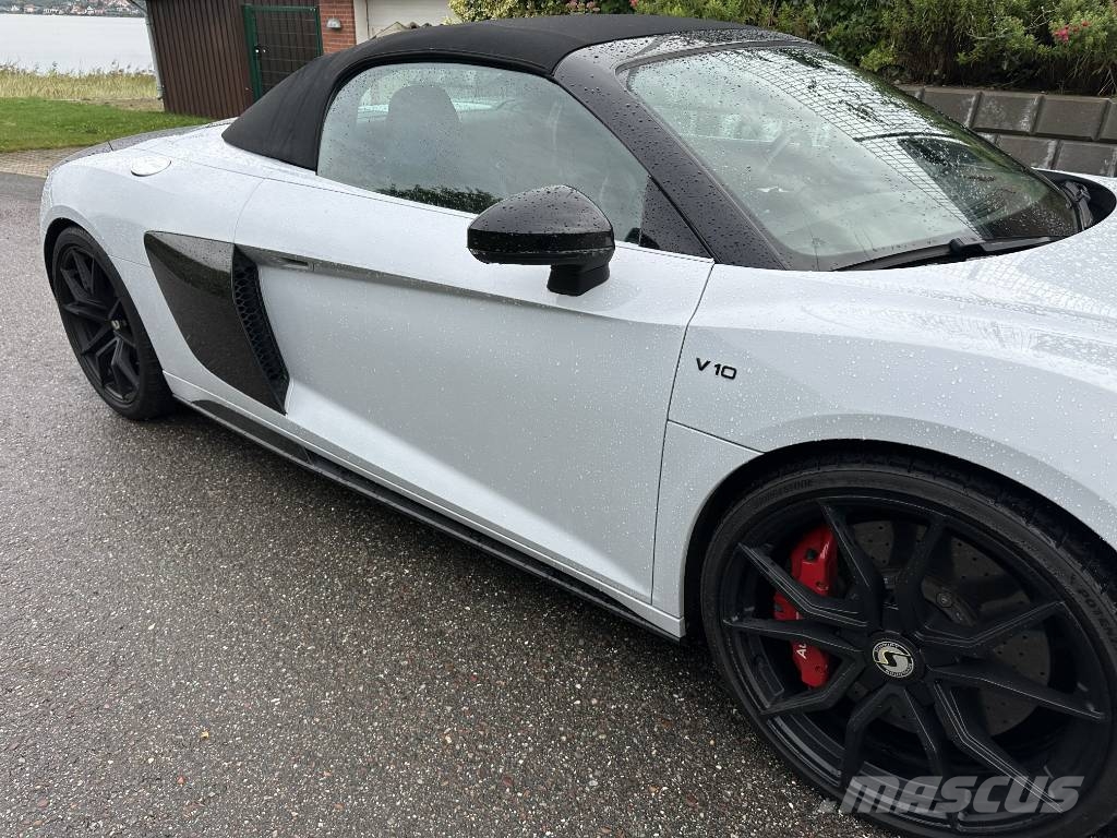 Audi R8 5.2 v10 620hk Performance Spyder Voiture