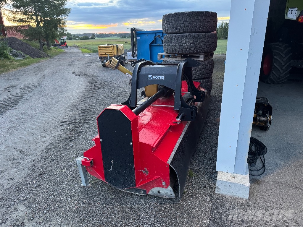 Votex Landmaster 310 slagklippare f+b montage Broyeur / Gyrobroyeur / Epareuse