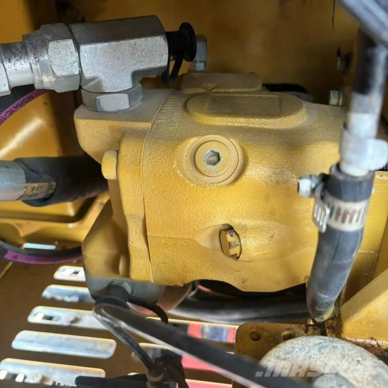 CAT 305.5 E2 Kāpurķēžu ekskavatori