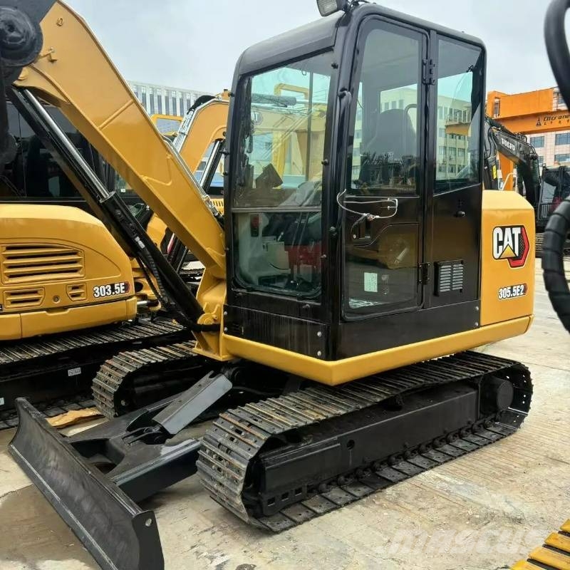 CAT 305.5 E2 Kāpurķēžu ekskavatori