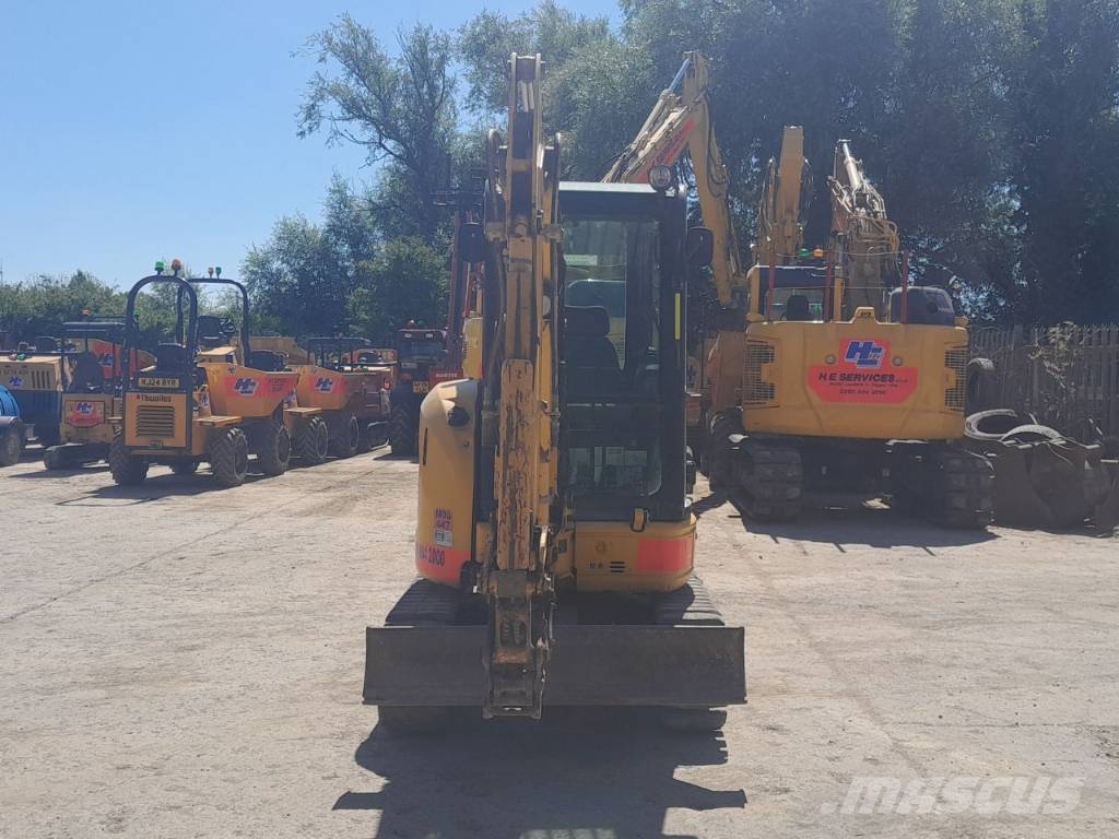 Komatsu PC 26 MR-3 小型挖掘机
