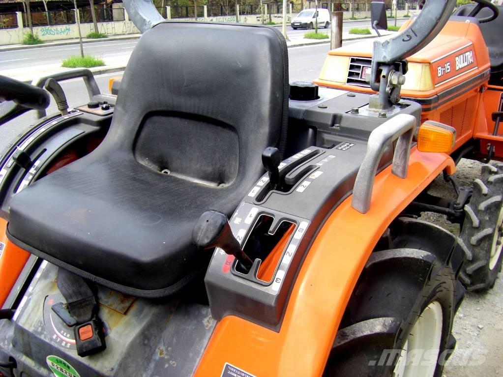 Kubota ASTE A-155 4wd με roll-bar Tractors