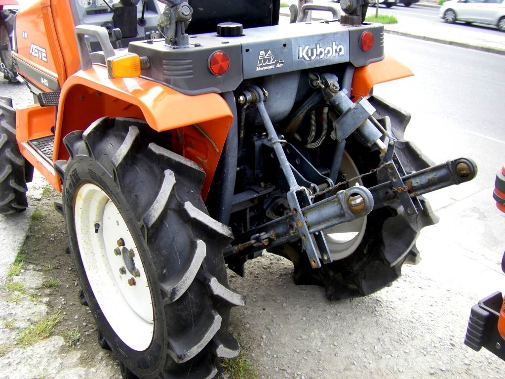 Kubota ASTE A-155 4wd με roll-bar Tractors