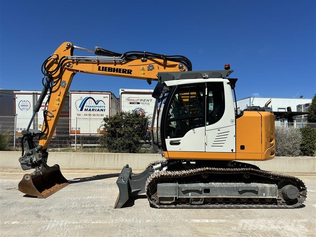 Liebherr R 914 Compact Litronic حفارات زحافة