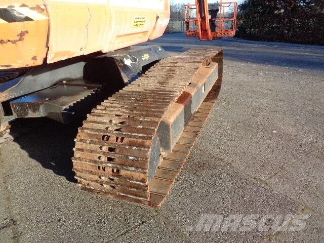 JLG 660 SJC 견인식 전동이동 리프트