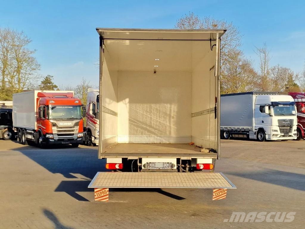 Renault D 4x2 Box - Loadlift - Low KM - Euro 6 - 130 KW - 탑차 트럭