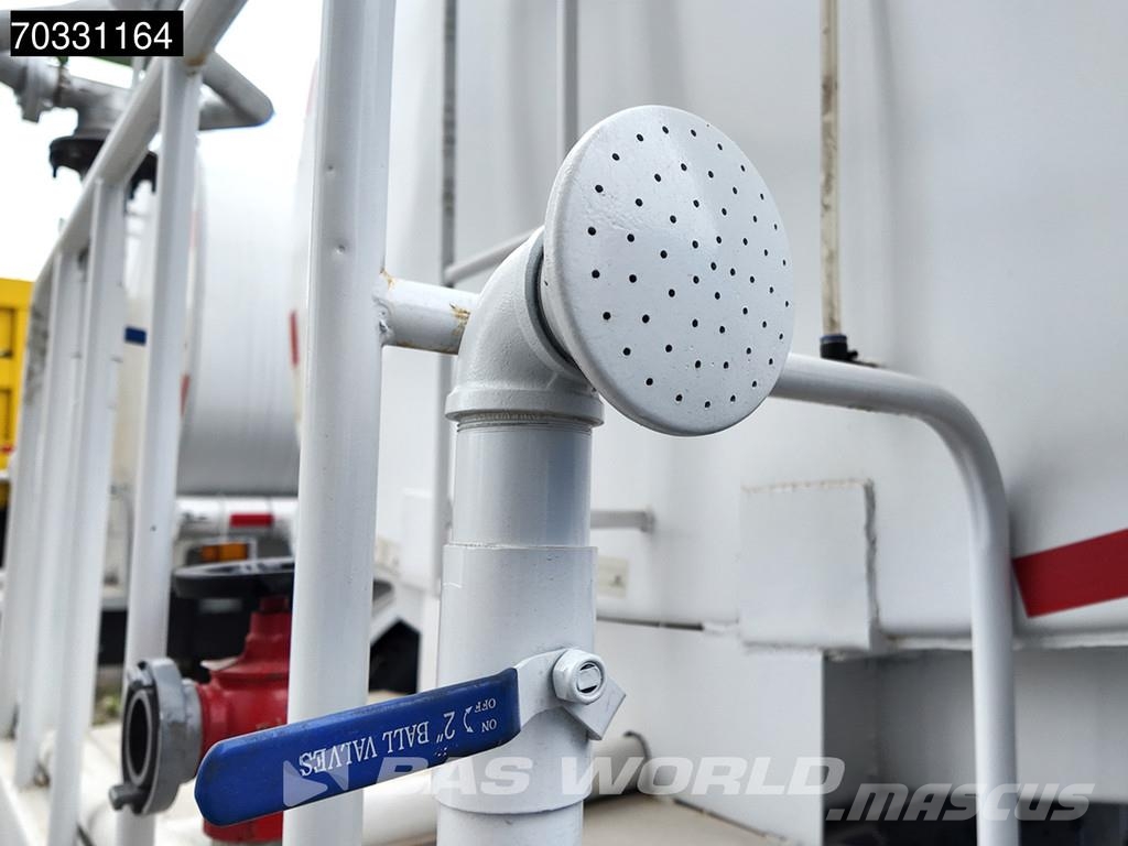 Sinotruk HOWO 371 6X4 Refurbished! Full steel Manual 20.000 Tanker trucks
