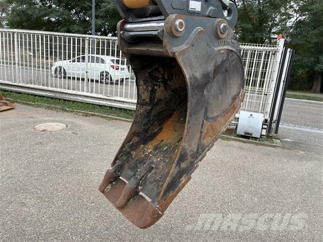 Liebherr A 916 Compact Litronic Pelle sur pneus