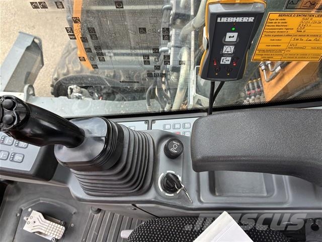 Liebherr A 916 Compact Litronic Pelle sur pneus