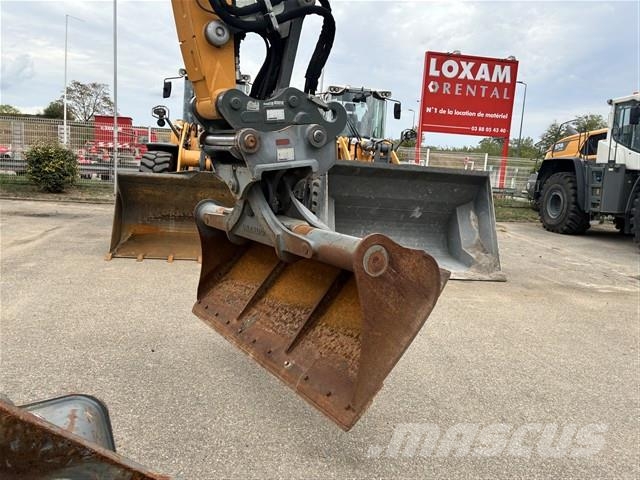 Liebherr A 916 Compact Litronic Pelle sur pneus