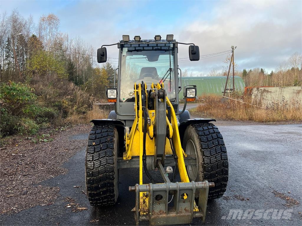 Wacker Neuson WL 52 لوادر بعجل