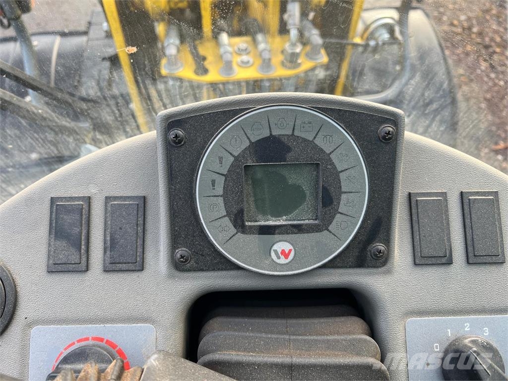 Wacker Neuson WL 52 لوادر بعجل