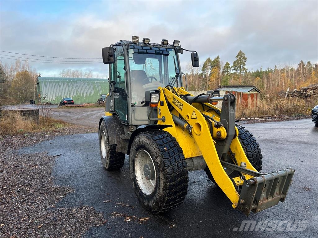 Wacker Neuson WL 52 لوادر بعجل