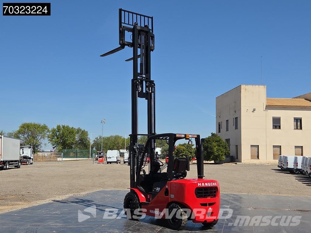 Hangcha CPCD30 GARANTÍA DE FÁBRICA – MOTOR KUBOTA - CE شاحنات الديزل