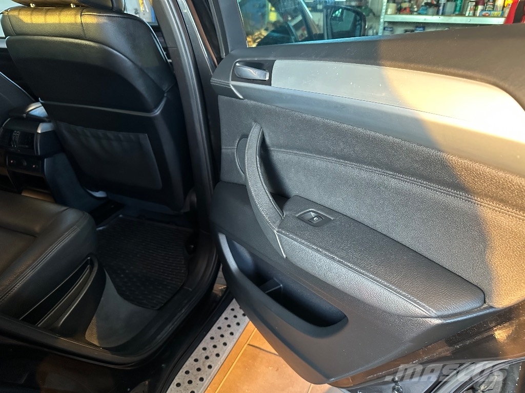 BMW X6 Avtomobili