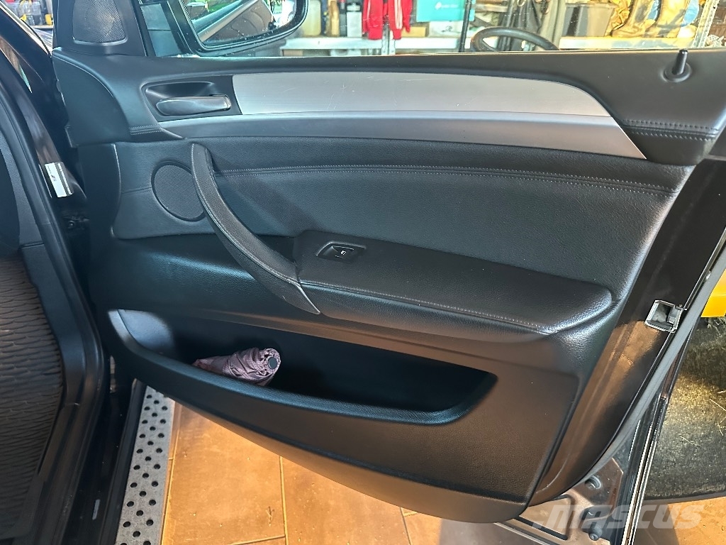 BMW X6 Avtomobili