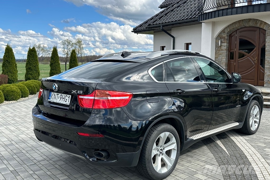 BMW X6 Avtomobili