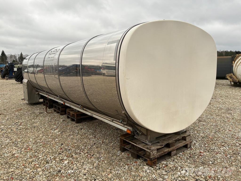 VM Tarm INSULATED MILK TANK FOR TRUCK 19500 L Bränsle och tillsatstankar