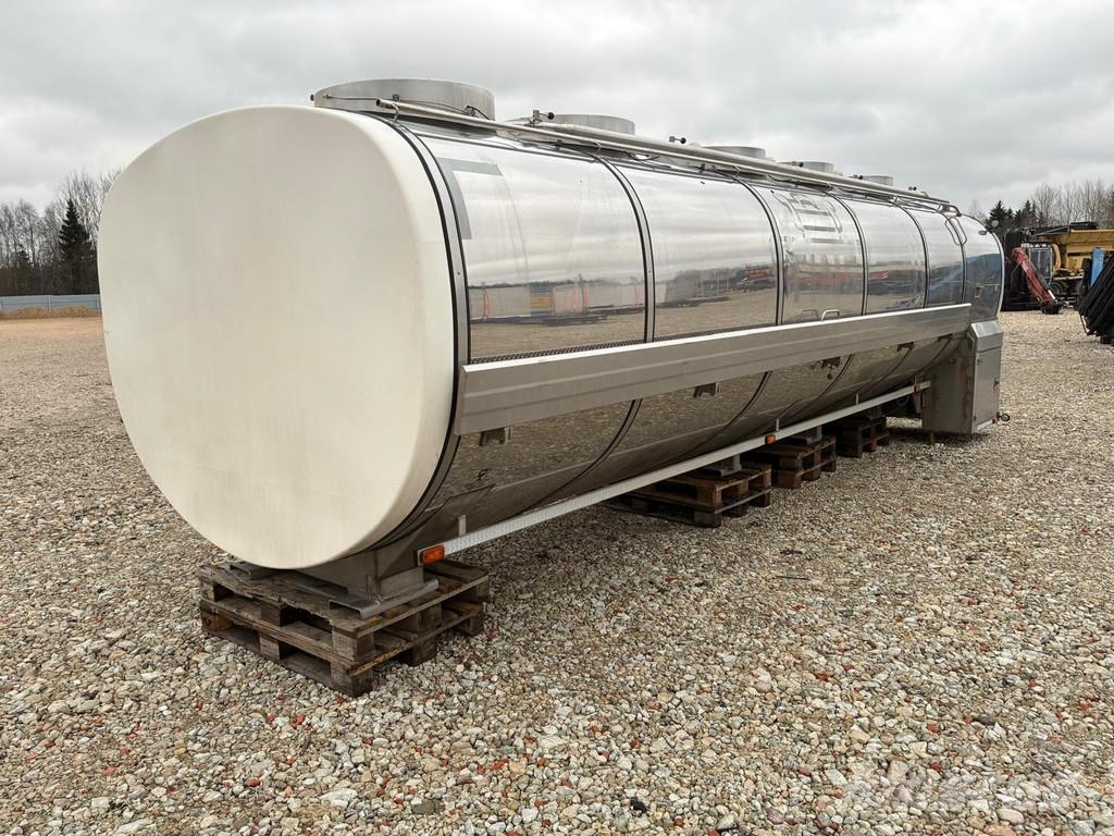 VM Tarm INSULATED MILK TANK FOR TRUCK 19500 L Bränsle och tillsatstankar