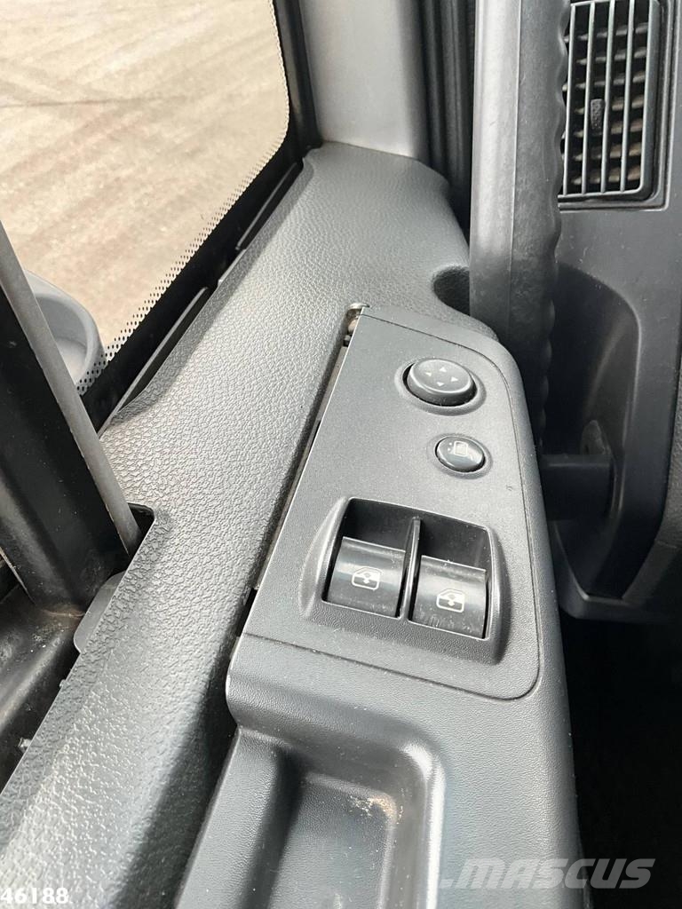 Iveco Eurocargo ML19EL28 Hiab 8 Tonmeter laadkraan 吊鉤式起重車